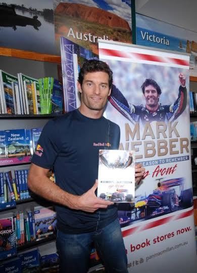 Формула 1 2010: Книга Марка Уэббера