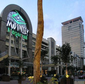 Hotel In Mid Valley