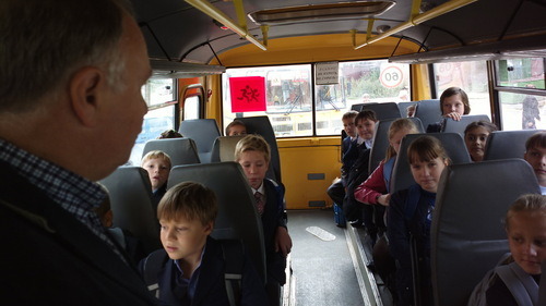 В школьном автобусе не должно быть тесно