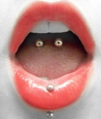 piercing langue et levre