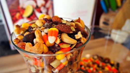 candy corn trail mix, healthy, healthier snacking, halloween , fall idea, food, cashews, candy, party snacks, thanksgiving, dessert, party, halloween, November, October, 