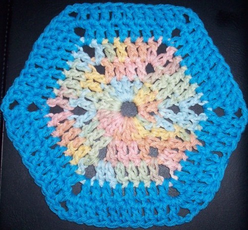 Crochet Granny Hexagon + Photo