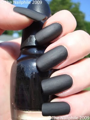 MATTE NAILS. all the cool kids say this is next….what u guys think?