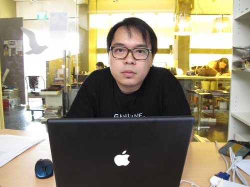 A designer lecturer entrepreneur and technologist living in Singapore