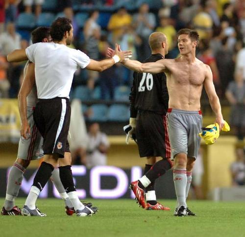 Xabi Alonso MUST do this OFTEN maybe in every game