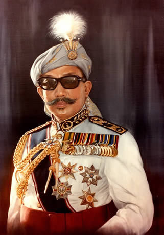 with all his dynastic dough you would think the current Sultan of Brunei