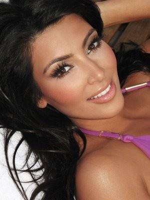 kim kardashians makeup. Photo of Kim Kardashian Sexy
