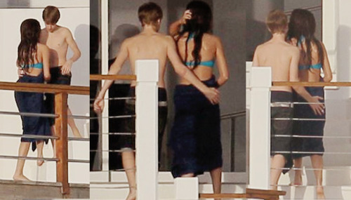 Justin Bieber and Selena Gomez on vacation together at St. Lucia