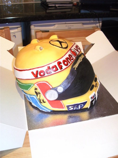 lewis hamilton helmet. Lewis Hamilton birthday cake