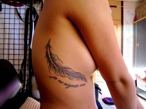 tatouage plume | Tumblr