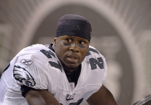 Quintin Mikell Contract Extension Free Agency Philadelphia Eagles 2011