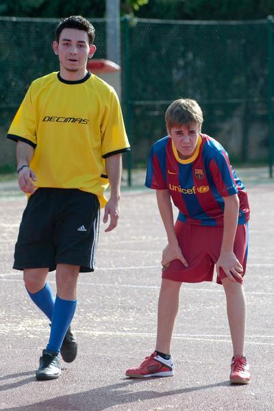 justin bieber barcelona football kit. Justin Bieber wearing a Barca