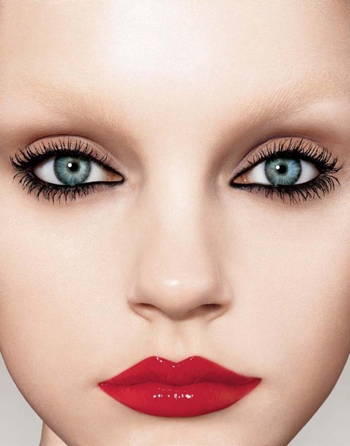 i'm totally in love with her eyes Tagged supermodelMODELJESSICA STAM