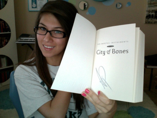 alex pettyfer city of bones. CIty of Bones signed by Alex