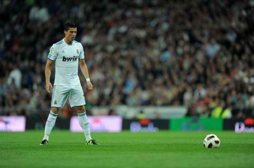 Cristiano Ronaldo and his lil Ronaldo were very focused during the game 
