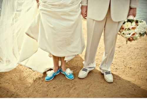 Sperry - Cute and stylish for that beach wedding in the summer!