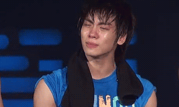 Featured image of post Kpop Idols Crying Gif Crushed cry despair devastated dumped sad sadness