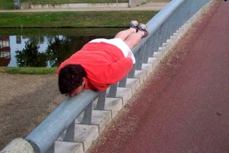 the best planking photos. Live by the plank…die by the