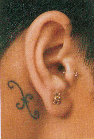 star tattoo behind ear rihanna tattoos and meanings