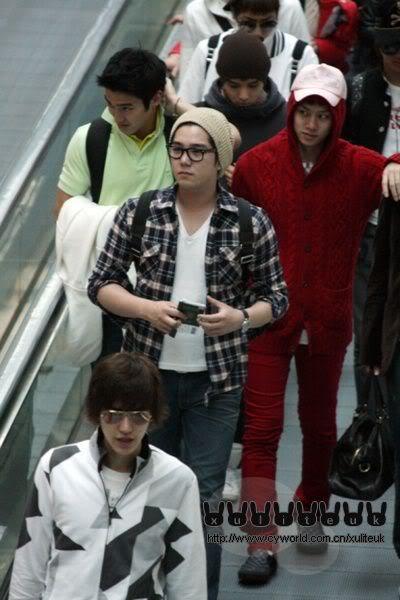 Junior Fashions on Piku2    Super Junior     Airport Fashion   Sushibe
