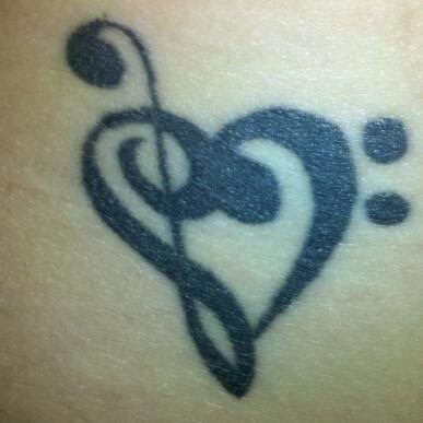 Treble+and+bass+clef+heart+tattoo