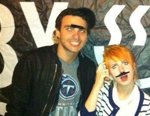Hayley Williams and Taylor York Taylor York and Hayley Williams PARAMORE 