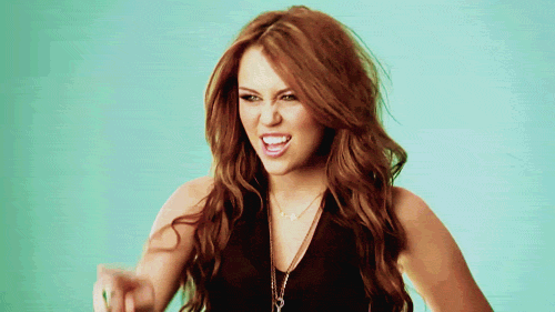 Miley Cyrus gifleri...