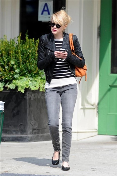 Emma Stone in Skinny Jeans
