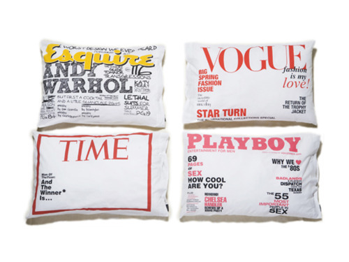 Available in 70x50cm and with the covers from Time Vogue Playboy and 