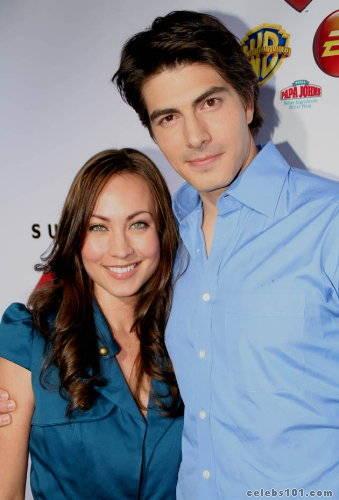 Brandon Routh's hottie wife Courtney Ford is on Parenthood as a hottie Cello