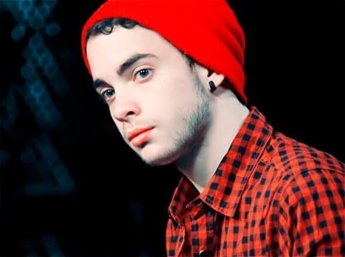 Paramore guitarist Taylor York will be getting a home makeover on an 