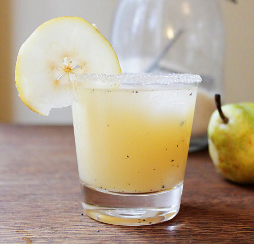 Refreshing Summer Cocktails - Vanilla, Pear, and Vodka Cocktail