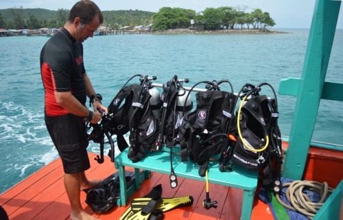 prepping scuba gear