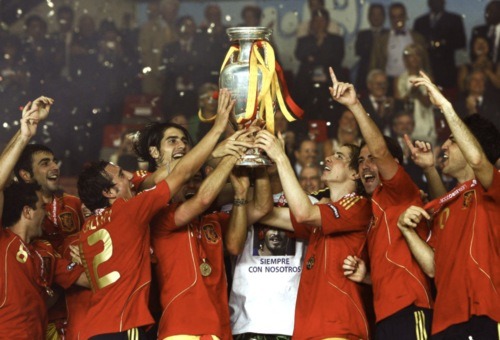 Spain winning Euro 2008 Championship