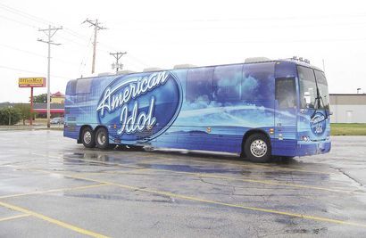 American idol tour bus