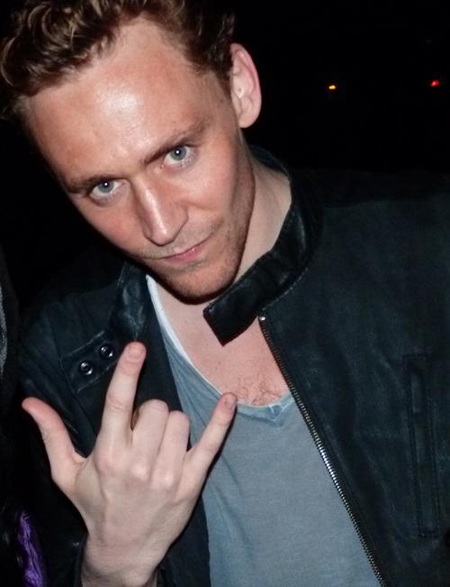 Let&#39;s see if we can get Tom&#39;s &quot;gang signs&quot; can be the most reblogged post on tumblr. - tumblr_m95mt5OnyS1roa42h