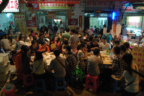 Eating out in china service