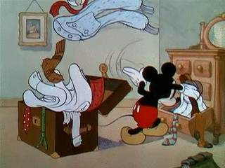 Até o Mickey está arrumando as malas pra Pasárgada. E você?
