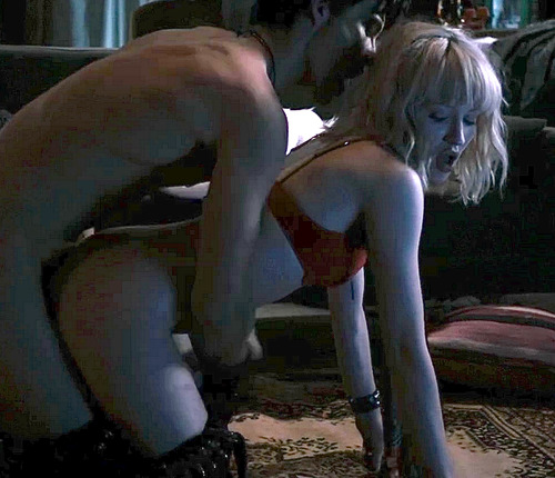 Emily Browning Butts Naked Body Parts Of Celebrities