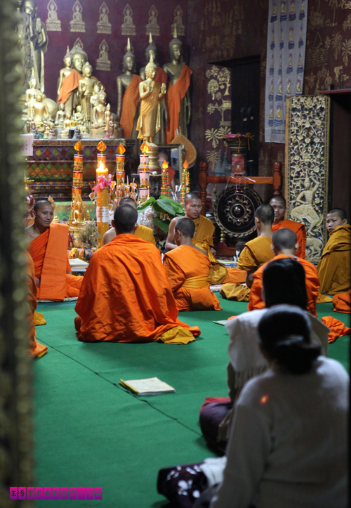 cerimonia-templo-budista-laos
