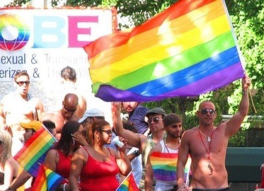 “Loucos por Jesus” em Parada Gay