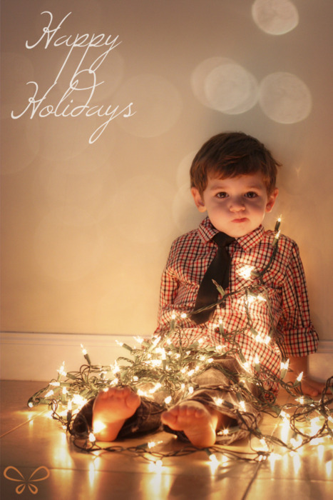 25 Cute Family Christmas Picture Ideas