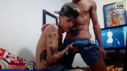 Watch live Latinboys Echo and Andres at gay-cams-live-webcams.com